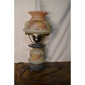 Vintage Quoizel Hurricane Custard Glass Floral Table Lamp 20 Inch